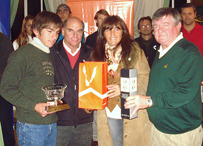 Gómez fue el mejor en la segunda del Birdie 2010